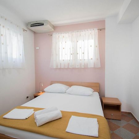 Villa Kameni dvori Baška Voda Camera foto