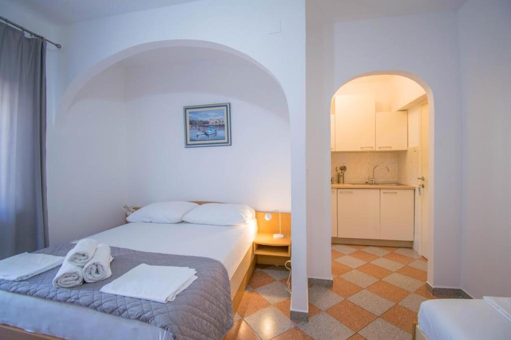Villa Kameni dvori Baška Voda Esterno foto