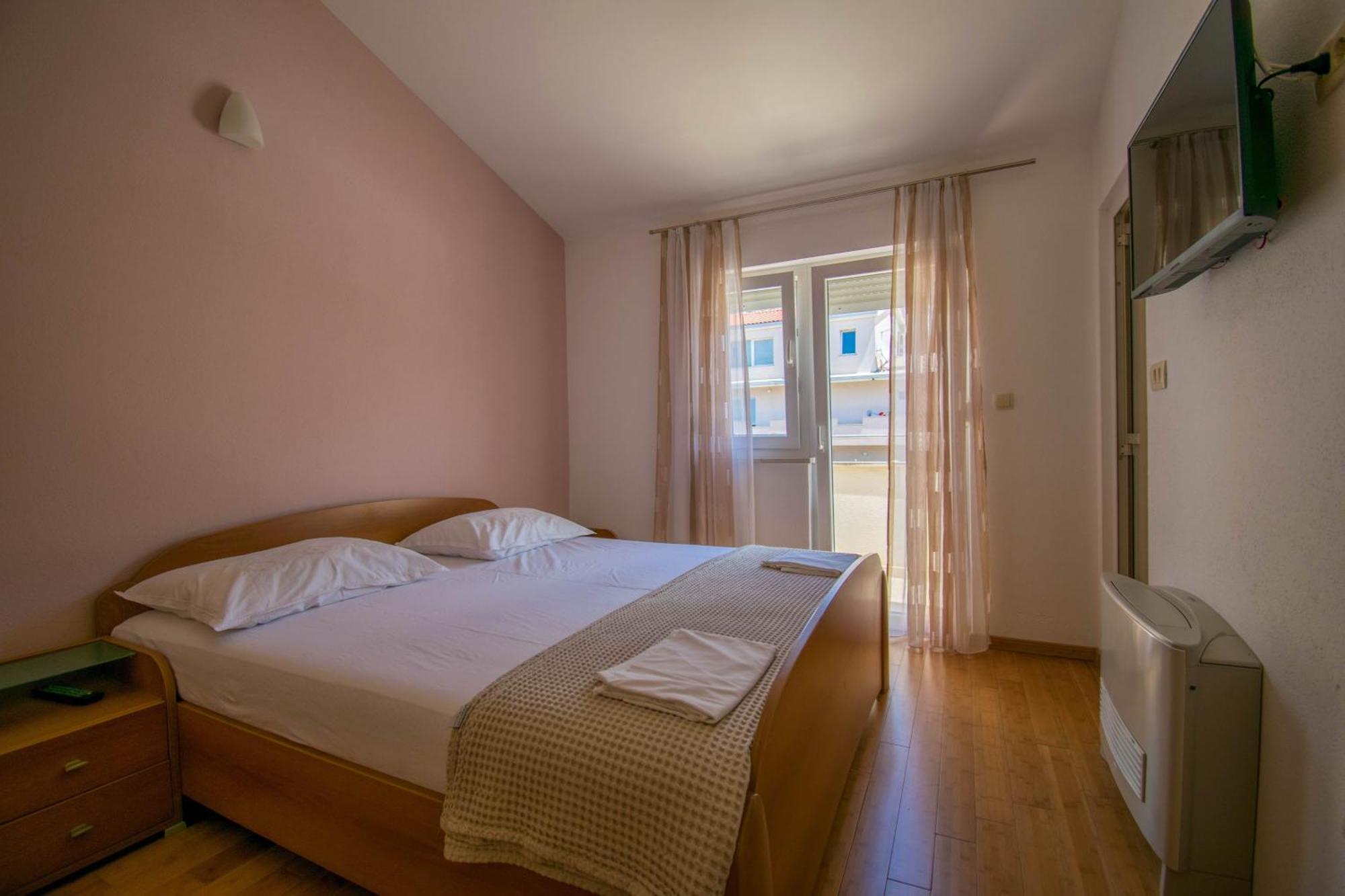 Villa Kameni dvori Baška Voda Camera foto